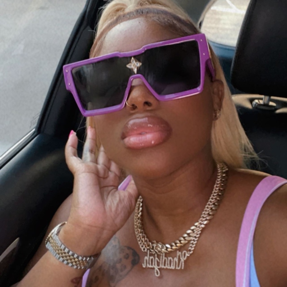 Meet your Posher, Khadijah